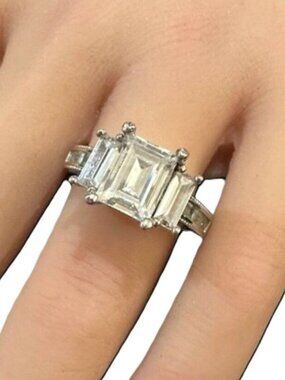 Vintage Ring Emerald Cut Triple Stone Center Silver Tone Size 8.5 Womens Jewelry